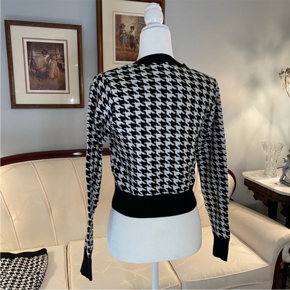 Houndtooth Black & White Matching Cardigan & Mini Skirt Set Size Small - Picture 7 of 14
